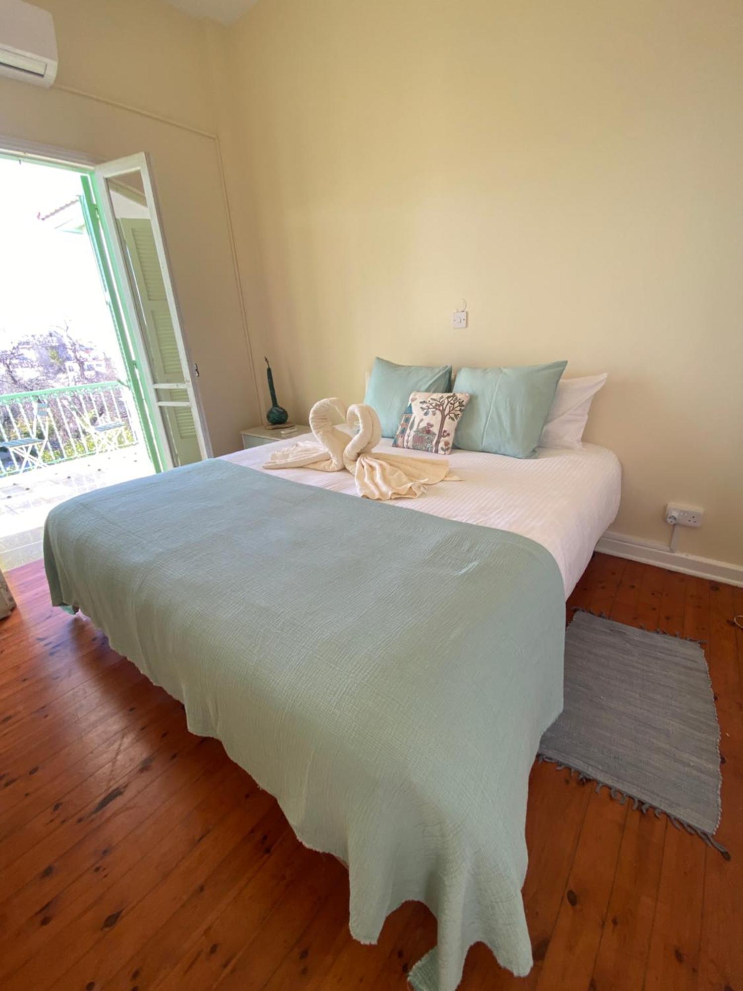 Hostel Hostl - Beds & - The Paphos, Old Town