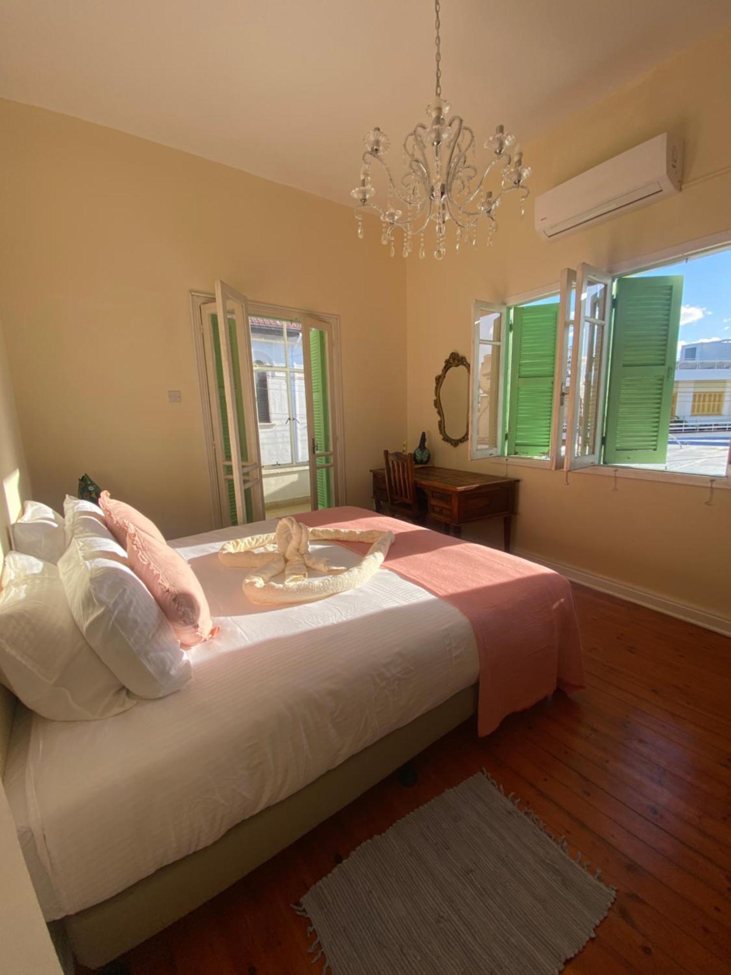 Hostel Hostl - Beds & - The Paphos, Old Town Paphos