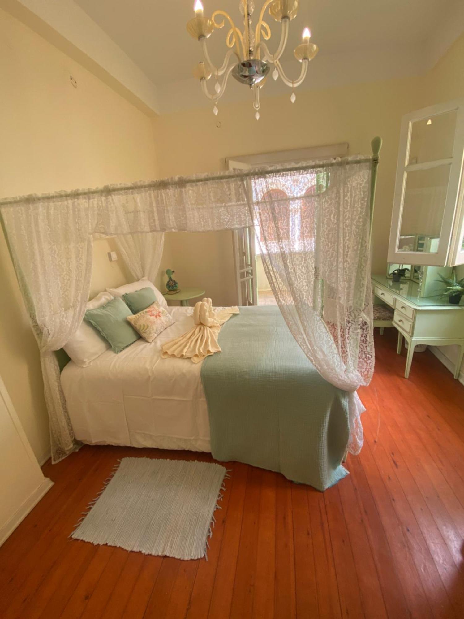 Hostl - Beds & - The Paphos, Old Town Hostel
